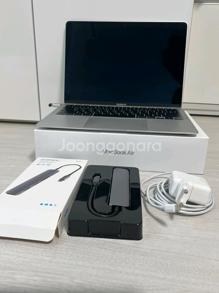 맥북 에어 M1 256GB--1