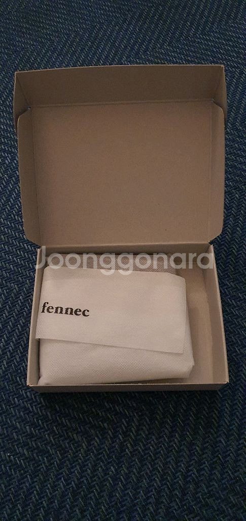 FENNEC 페넥 지갑 (새상품)(모스그린 색상)--2