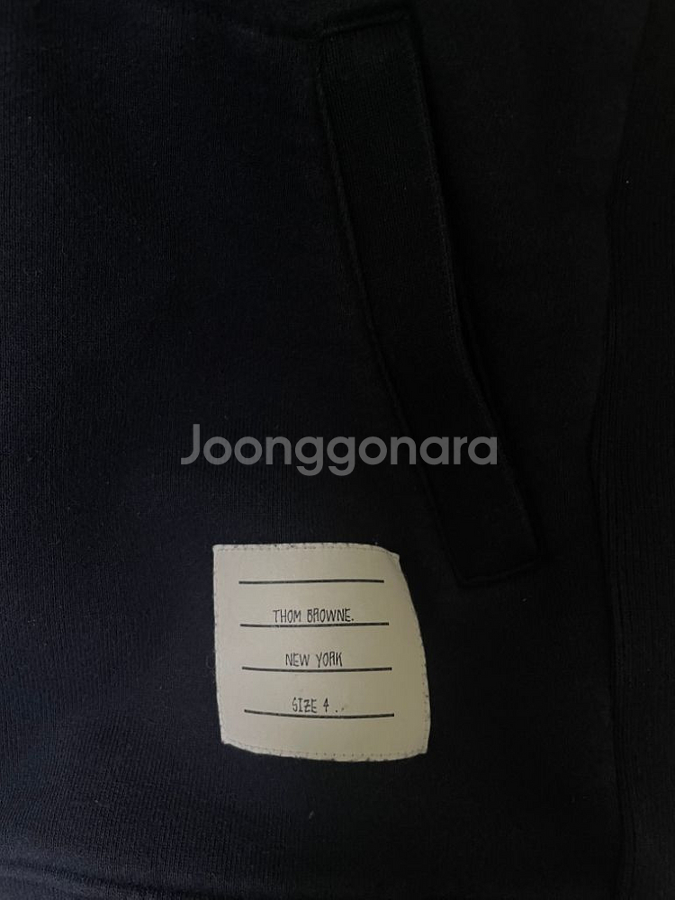 [4] 톰브라운 사선완장 금장 후드집업 네이비--4