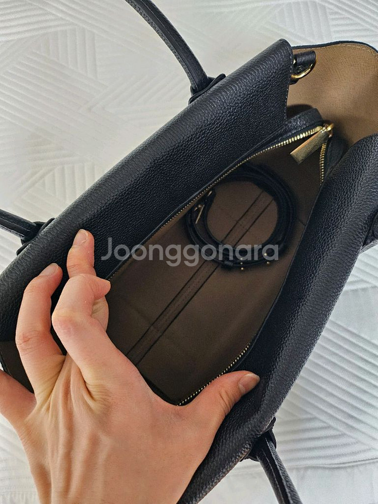 [처분Sale] 마이클코어스 블랙 숄더백--4