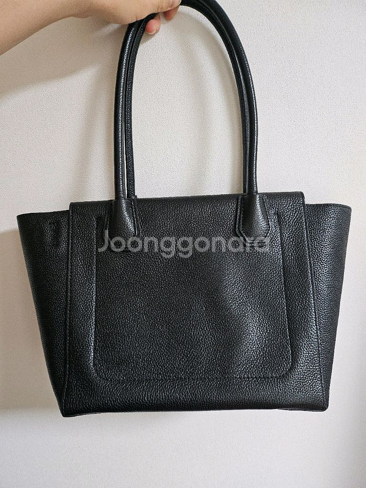 [처분Sale] 마이클코어스 블랙 숄더백--2
