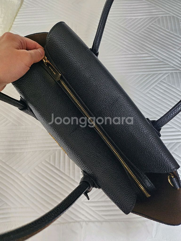 [처분Sale] 마이클코어스 블랙 숄더백--9