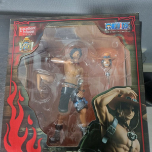 원피스 피규어 pop 에이스판매합니다