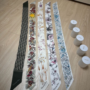 디올 스카프