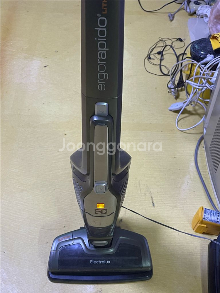 듀얼 진공청소기, 상태굿, 무선충전--1