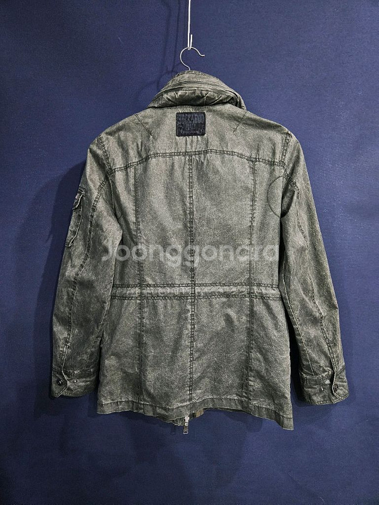 버커루 빈티지 카키컬러 남성 슬림핏 95 야상점퍼--1