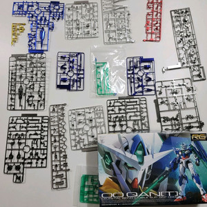 반다이 rg 더블오 퀀터 메탈 코팅 도색킷