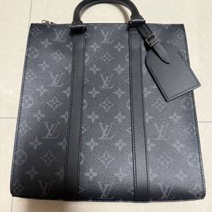 루이비통 삭 플라 크로스