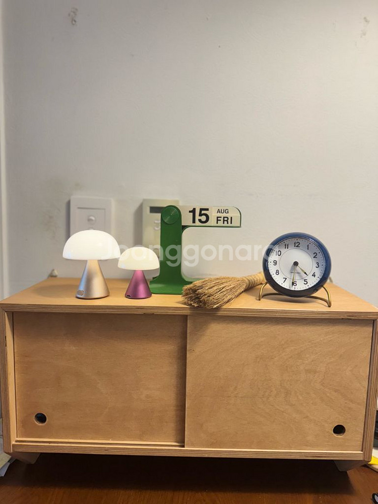 원목 슬라이딩 수납장(Wall slide cabinet--0
