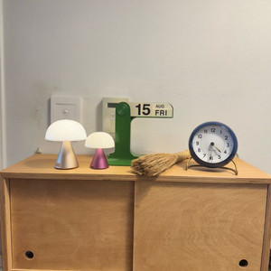 원목 슬라이딩 수납장(Wall slide cabinet