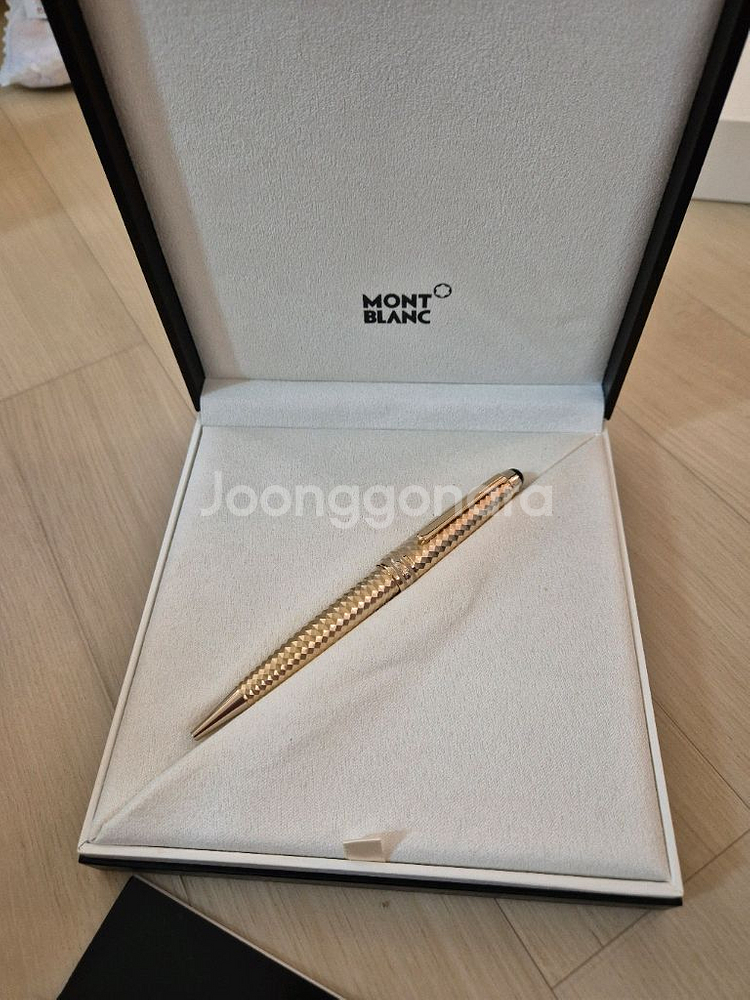 몽블랑 볼펜 106442--0