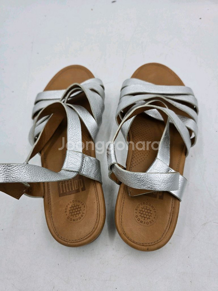 FitFlop 실버 스트랩 샌들255~260--1