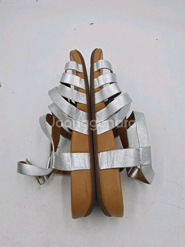 FitFlop 실버 스트랩 샌들255~260--2