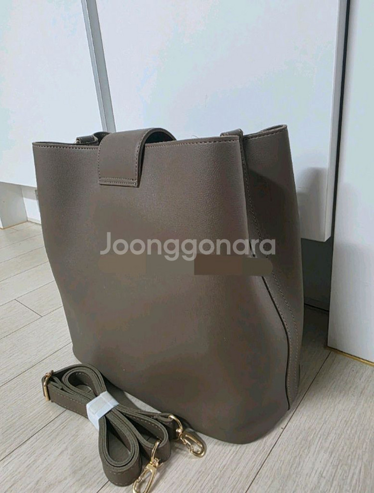 루비나틴 베루 버킷백 (코코아색/새상품)--3
