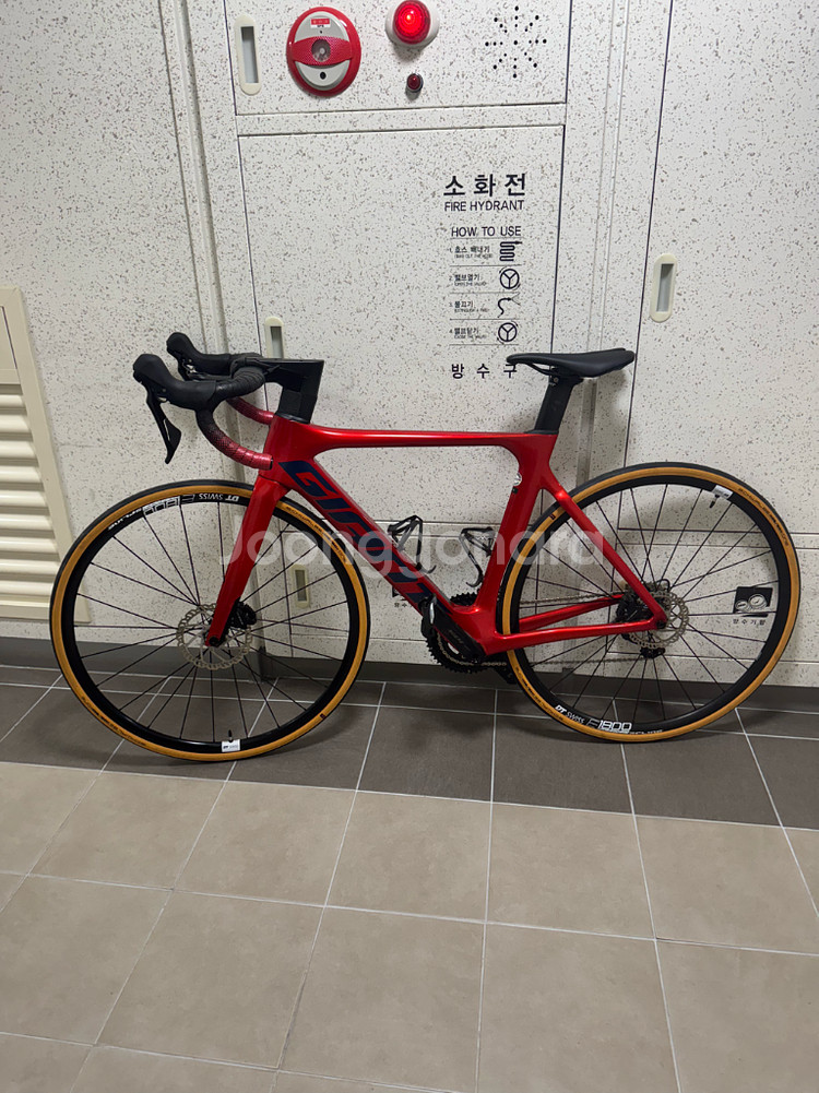 dt swiss 휠셋팝니다--0