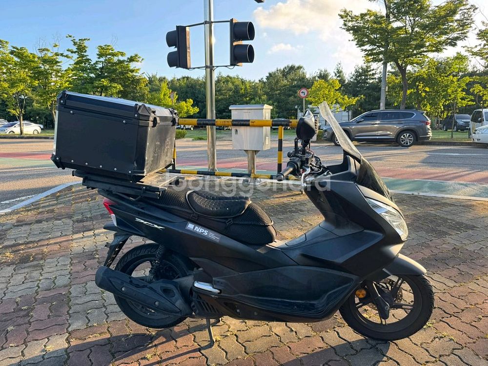혼다 pcx125 17년 스마트키 짧은키로수 팝니다--3