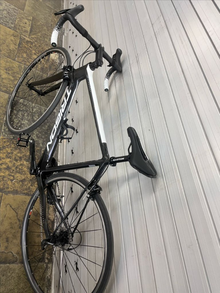 트리곤 다크니스 rsl 21년식 이미지