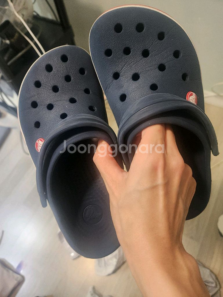 크록스 네이비 샌들 j5 240~245 정품--0