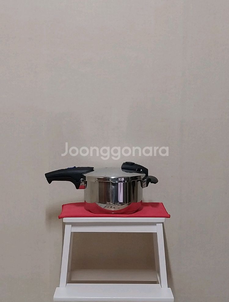 (중고)휘슬러 블루포인트 팝니다(4.5리터)--0