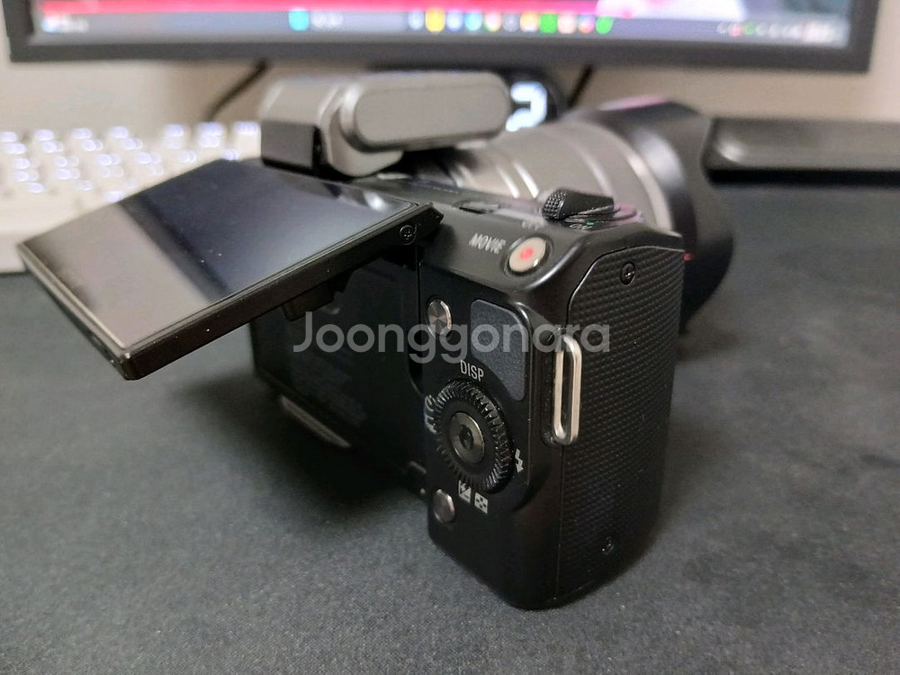 Sony Nex-5--2