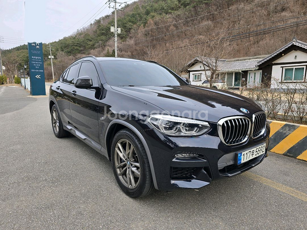 BMW X4 m스포츠 X 21년--1