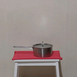 (미사용)헹켈 즈윌링모먼트 편수냄비 팝니다(16cm)