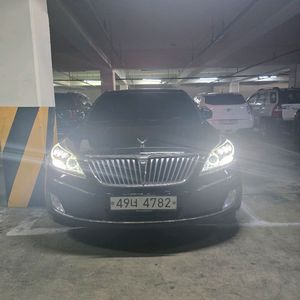 신형 에쿠스 리무진VL500 4인승 프레스티지