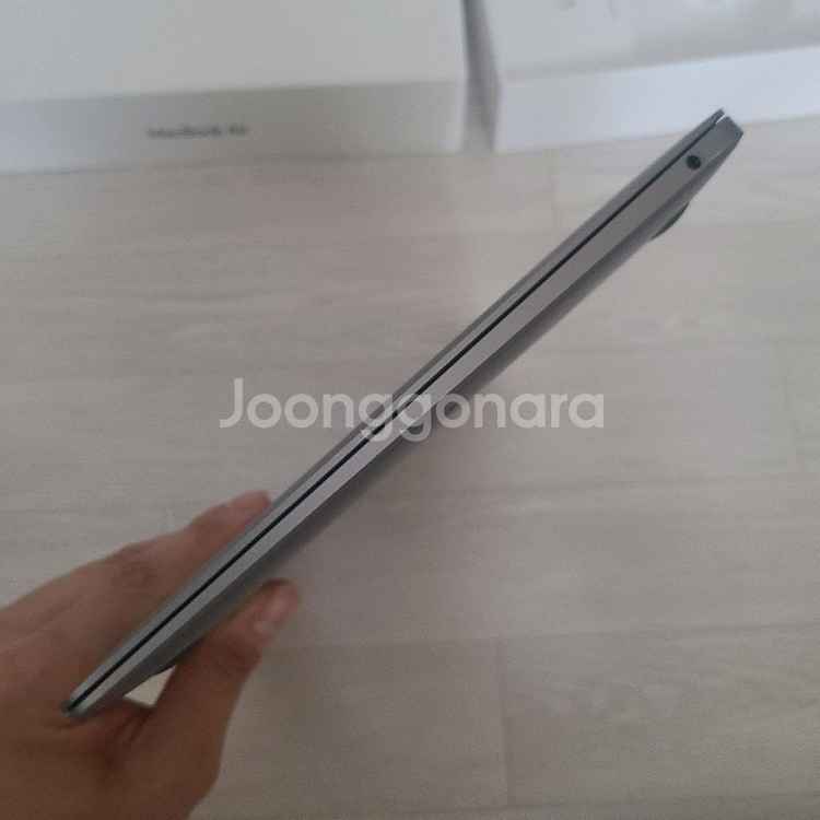 맥북에어 2018 i5 8기가램 풀박스--3