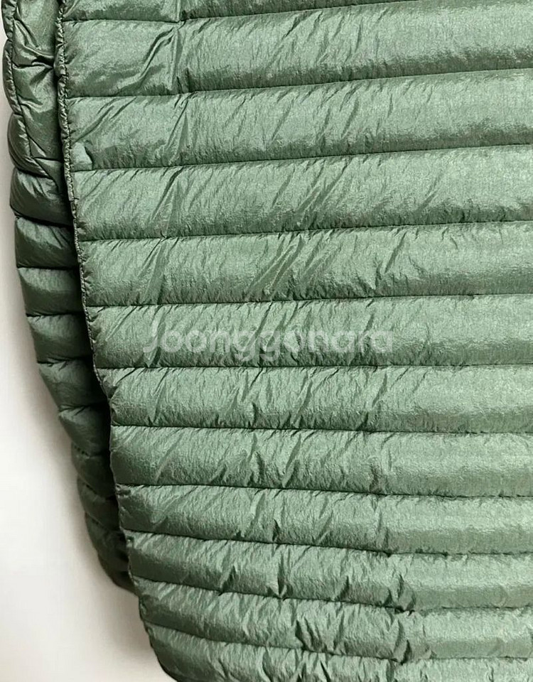 [XL]22FW 스톤아일랜드 카키 경량패딩--6
