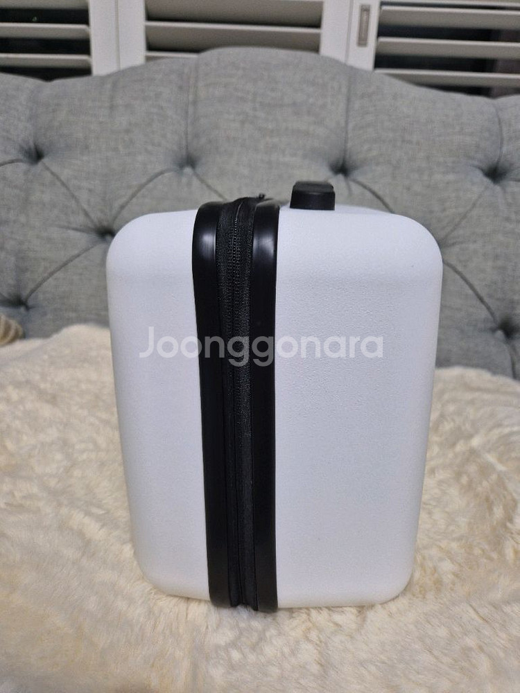 벤츠 화이트 코스메틱 케이스,캐리어 보조백 새상품--6