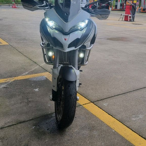 중고 오토바이 두카티 멀티스트라다1260S
