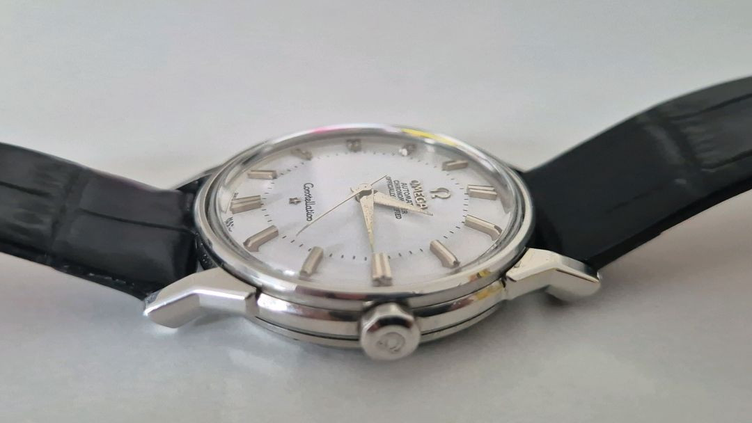 오메가 빈티지 컨스틸레이션 파이판 ref. 14900 이미지