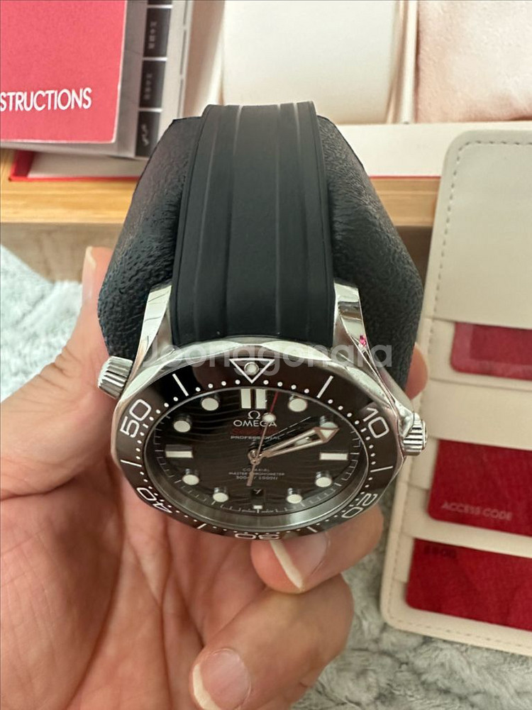 오메가 씨마300 검찬42mm 19년6월 스태핑--1