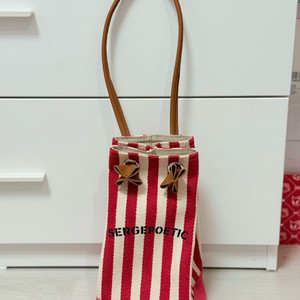 세르쥬포에틱 튤립백 레드 스트라이프