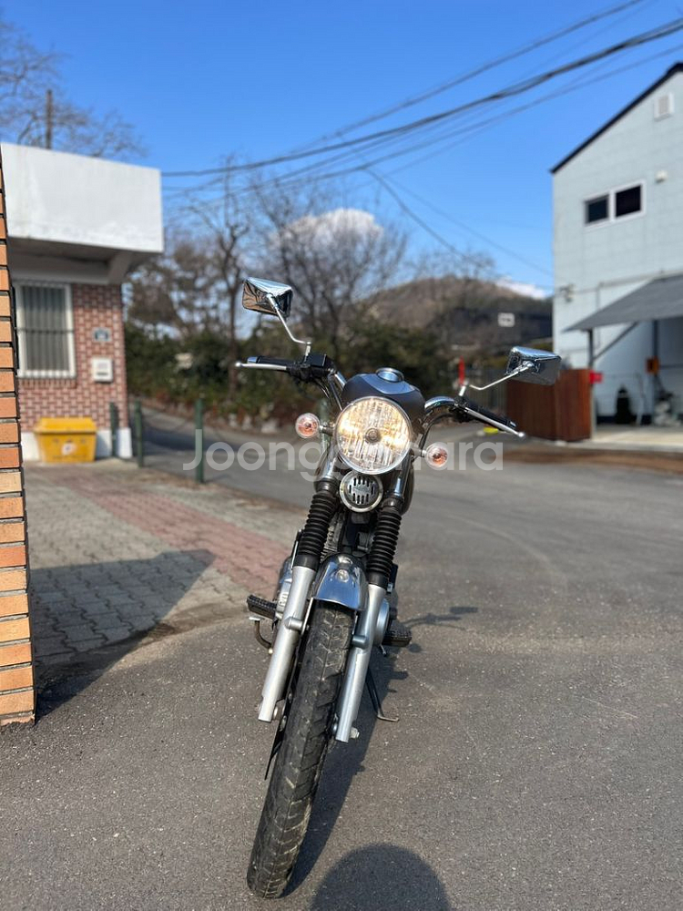 SYM 울프125 (2016)--1