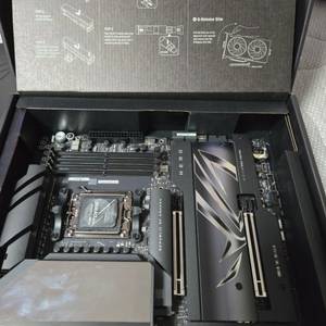 Asus Rog crosshair x870e hero