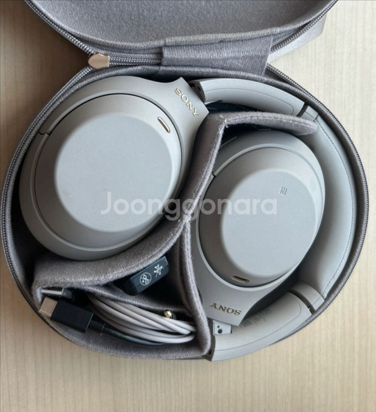 소니 WH-1000XM4 헤드폰--1