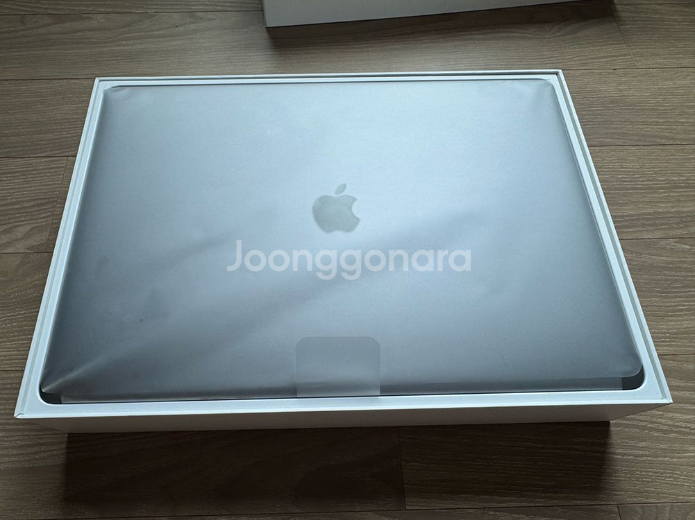 맥북프로 2018 i7 16gb 512gb--1