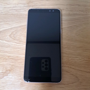 갤럭시 A8 (2018)