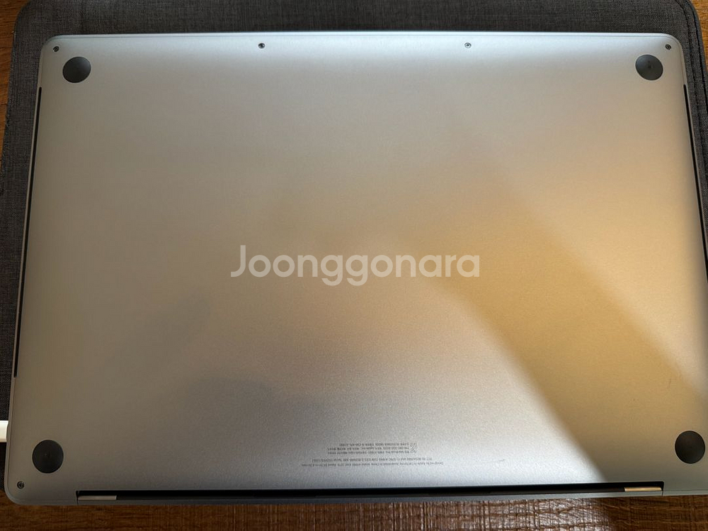 맥북프로 2018 i7 16gb 512gb--12
