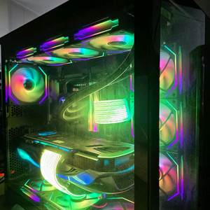 라이젠7 9800X3D RTX5090 리안리PC