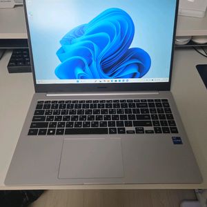 삼성 노트북 NT550XED I7 12세대