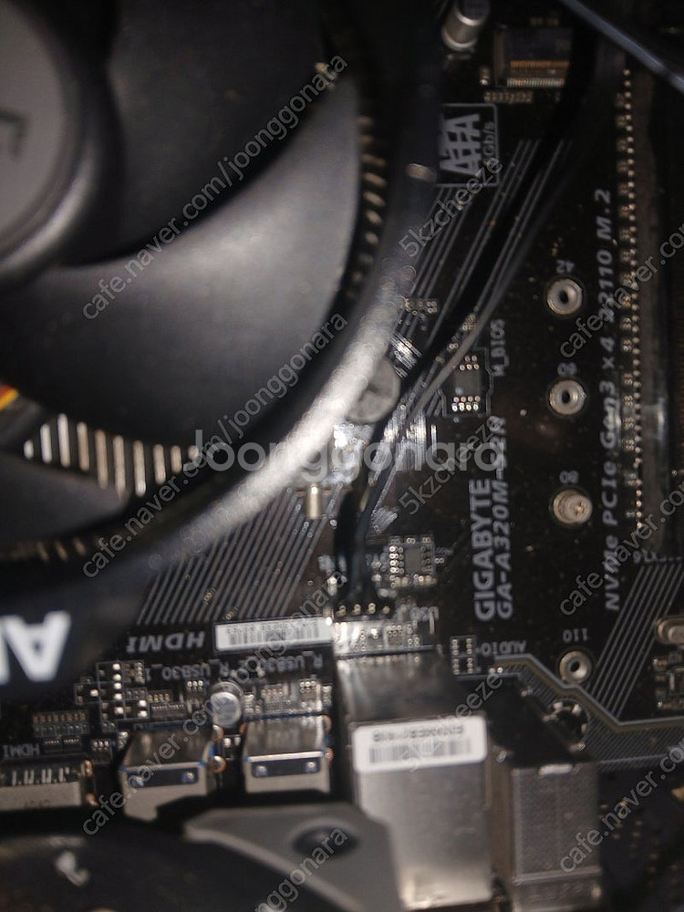 라이젠 2200g+ram32gb+a320m+케이스+ss--0