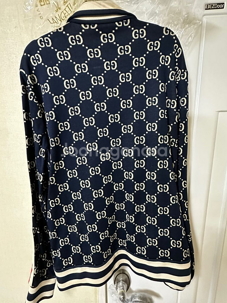 구찌 트레이닝 상의 팝니다 xxl--1