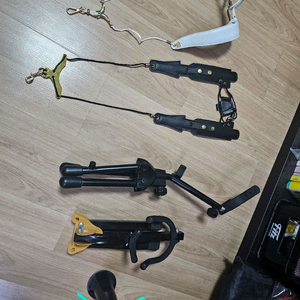 택포 ) 색소폰 스트랩2개 , 거치대 2개