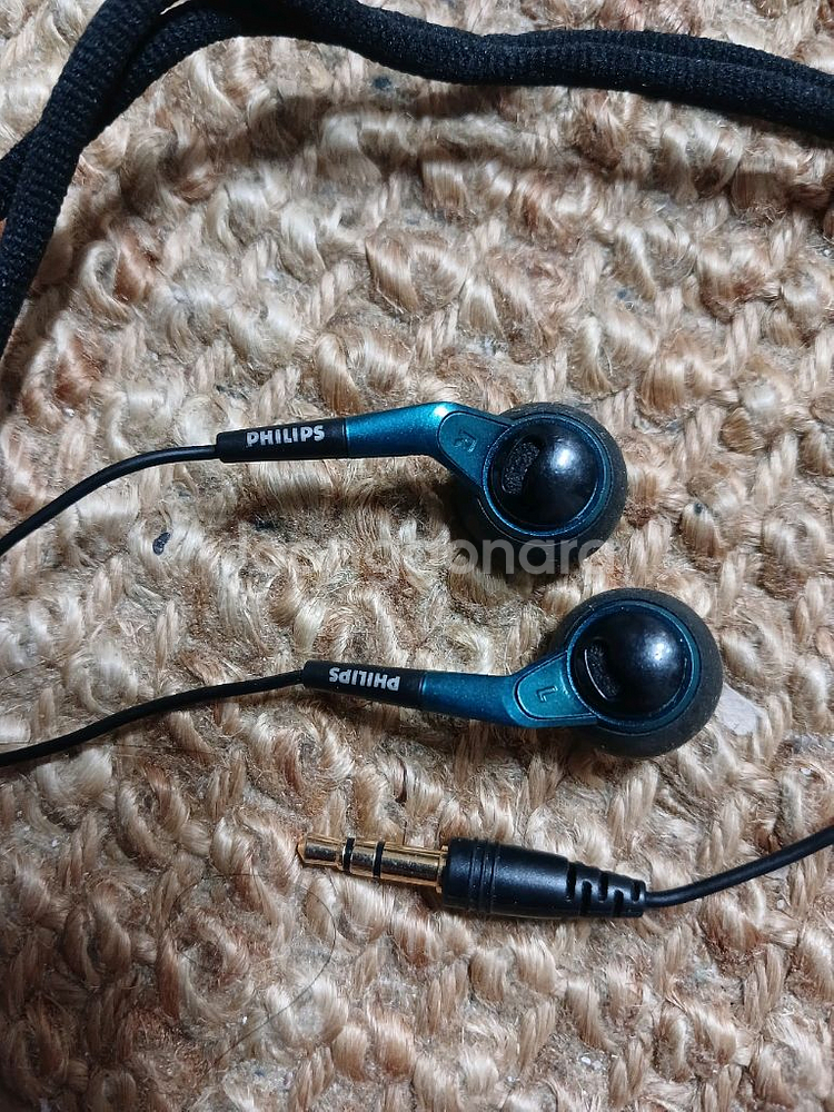 필립스 유선 이어폰 구형 모델 카세트 플레이어--1