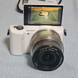 소니 알파 a5000 미러리스 카메라