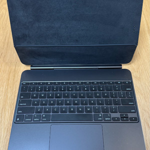 애플 iPad 프로 M4 13인치 Magic Keybo