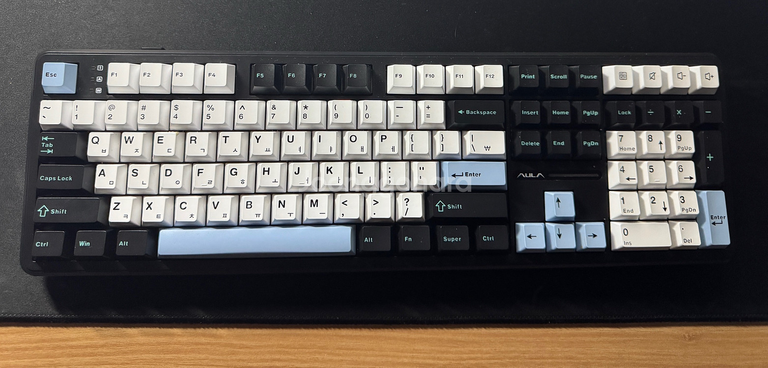 독거미 AULA F108 키보드 경해축--1