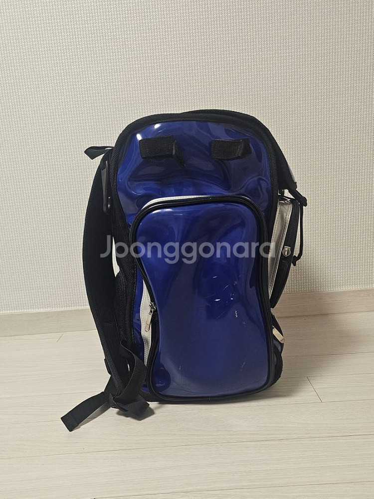 블루 색상의 스포츠 백팩, 야구가방입니다.--1